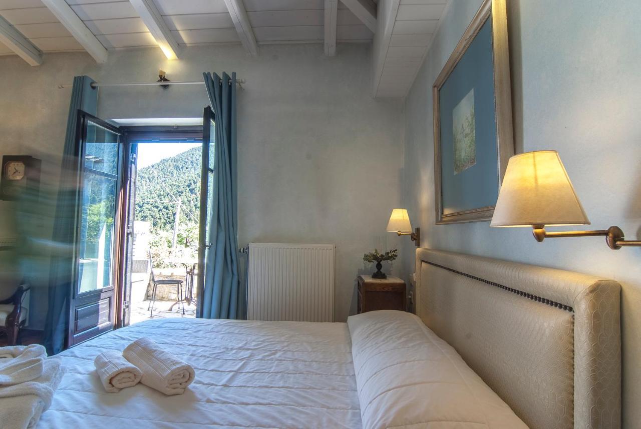 Ostra Menalon Luxury Suites Kardharás Eksteriør billede